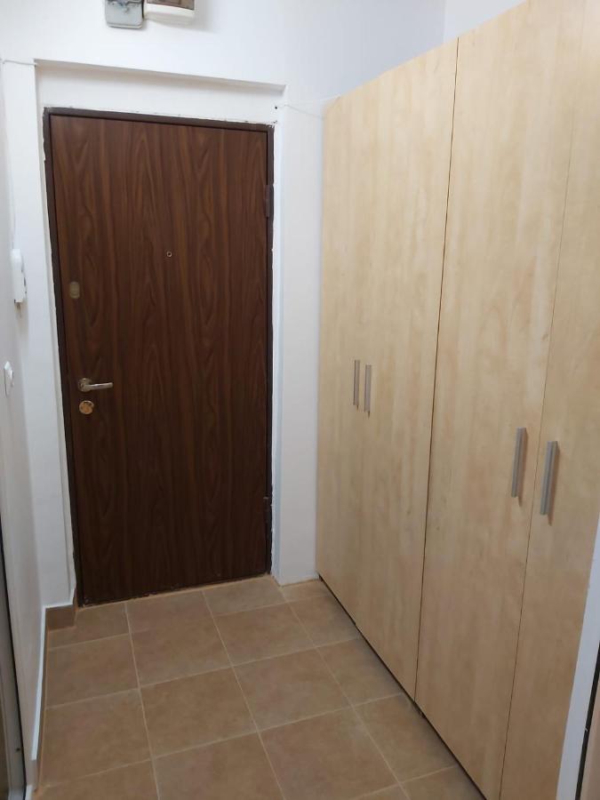 Metroufavoritgarsoniera Apartment Bucureşti Exterior foto